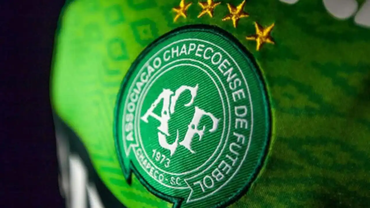 Atrás da terceira vitória seguida, a Chapecoense encara o Operário-PR pela Série B